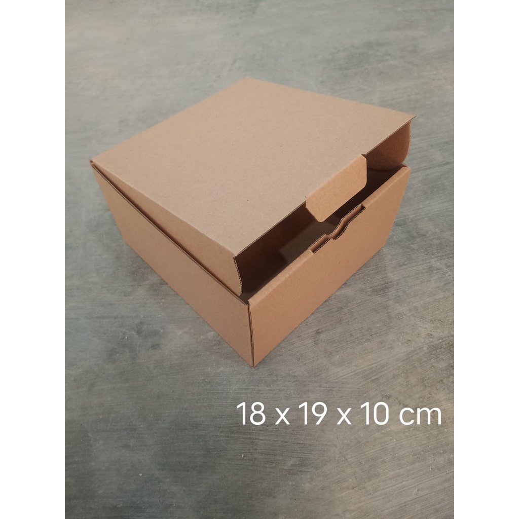 

(10pcs) Kardus 18x19x10 cm....Die Cut kotak aksesoris-dll model box pizza