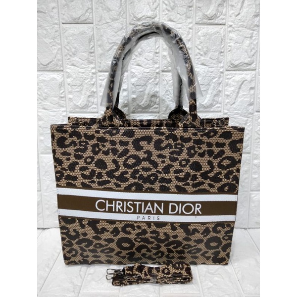 TAS WANITA CD MOTIF MACAN SIZE 35