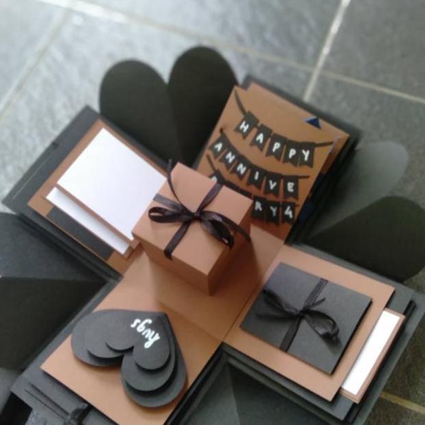 

[KODE 5078] Explosion box murah, kado ulang tahun, kado wisuda, kado anniversary, kado pernikahan ka