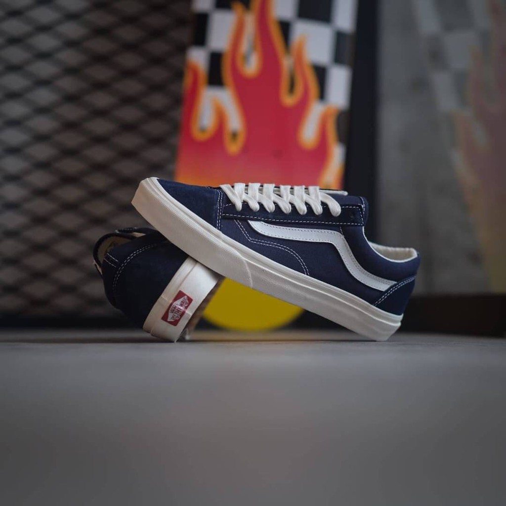 Vans Style 36 Vintage Sport Black Blanc de Blanc