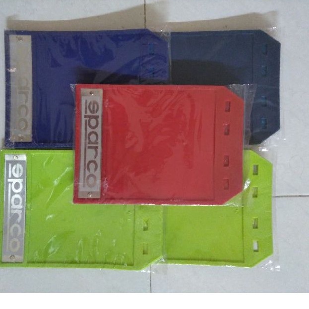 Karpet Lumpur roda Warna Universal ukuran 22x31cm untk mobil kecil pickup sedan box dll bahan plastik dan Mudguard setting depan atau belakang lisnya stainlees sparco warna merah kuning hijau biru hitam