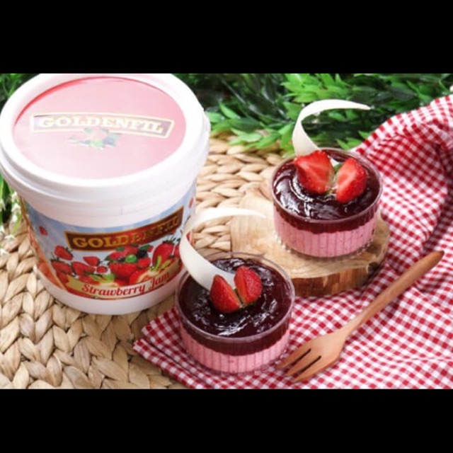 Goldenfil Strawberry Jam Repack 250gr selai rasa stroberi