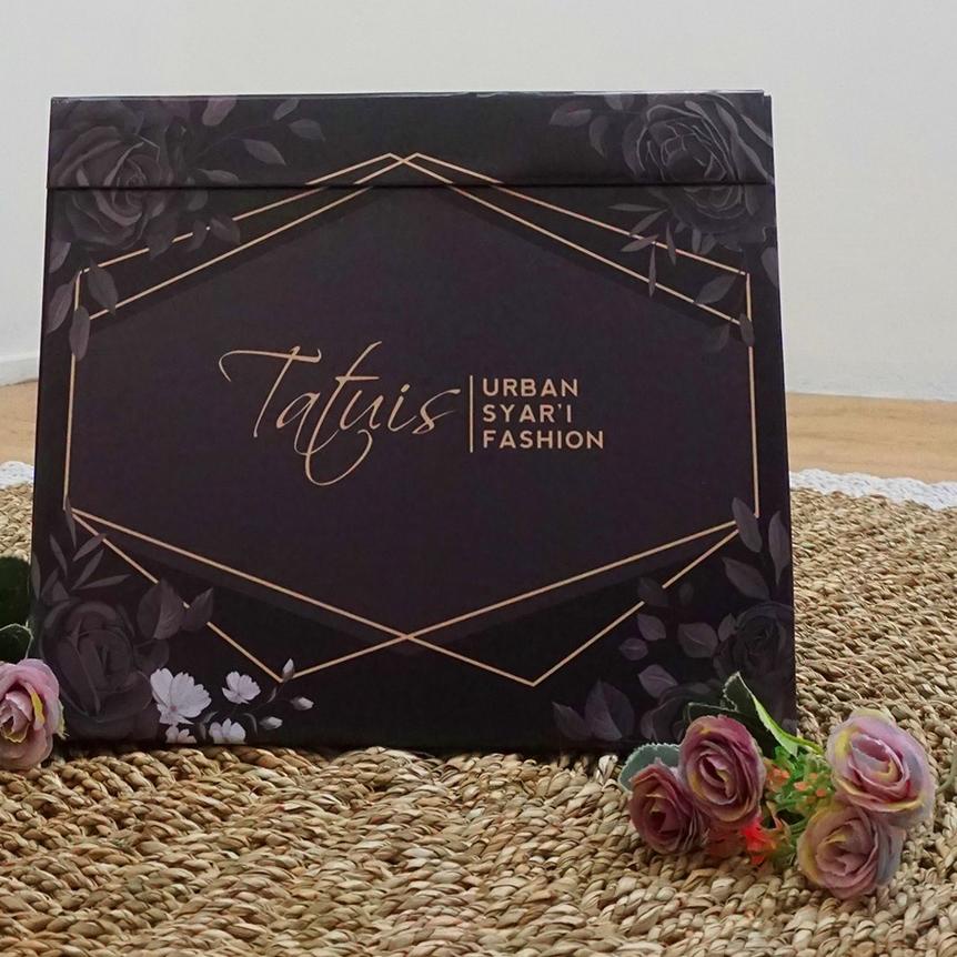 

Banyak Peminat Tatuis Box Triangle Eksklusif 0GF**