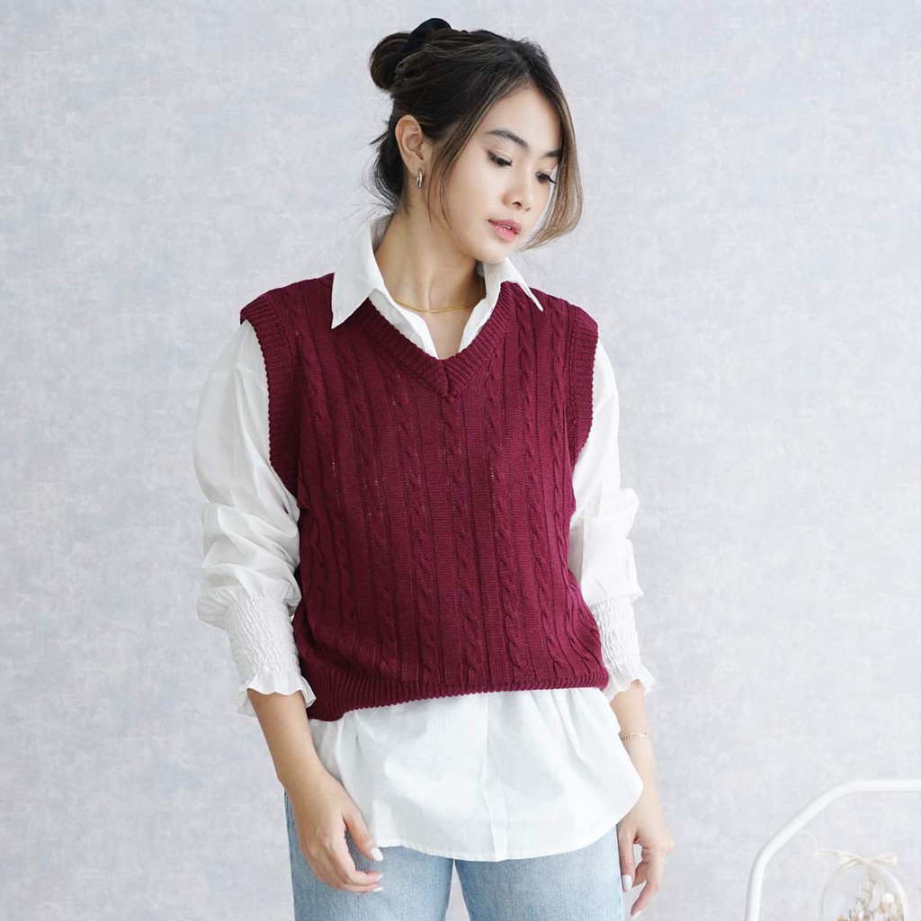 sleeveless vest sweater