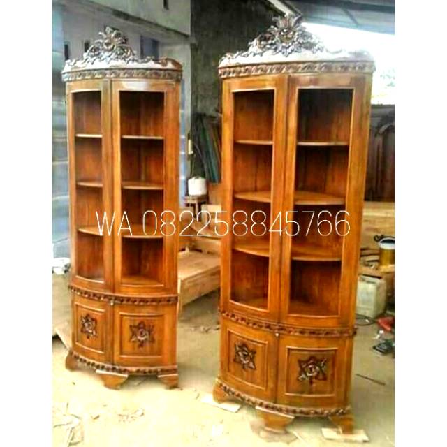 Lemari Pojok Hiasan Jati, Lemari Kaca Pajangan Ukir Jepara