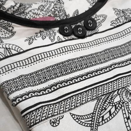 Dress Batik Wanita Hitam Putih Bahan Adem Sejuk