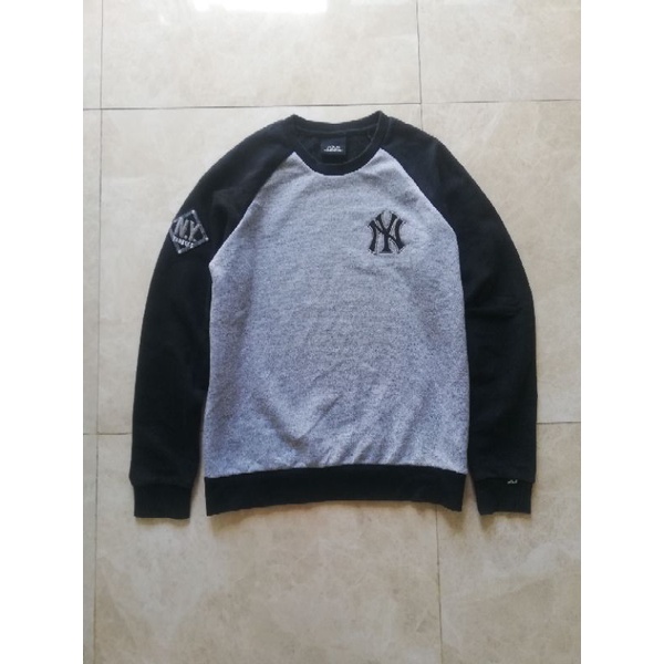 MLB Yankess NY cn crewneck
