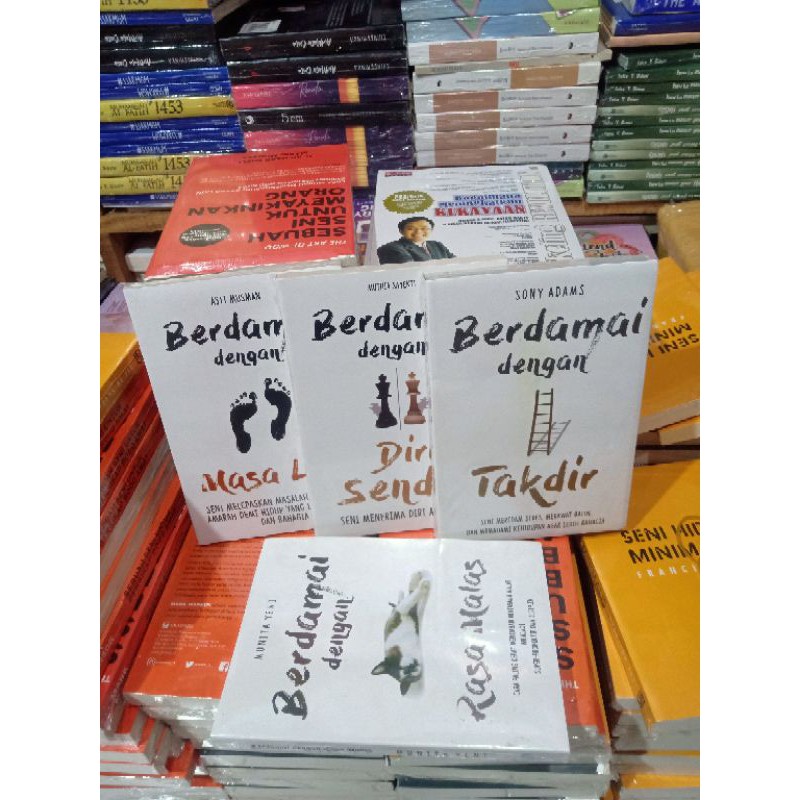  Buku  Berdamai  Dengan  Diri Sendiri Berdamai  Dengan  Takdir 