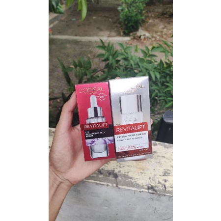 Loreal Paris Revitalift Hyaluronic Acid Serum + Essence Water Serum Loreal ( bundle set)