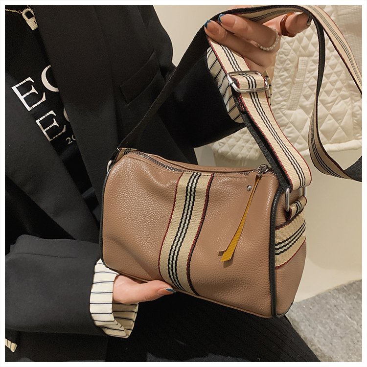 ( 2PC 1KG ) GTBI998878018 New Arrival  !!!  Tas Selempang Wanita Import  Premium Terbaru