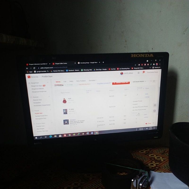 monitor komputer