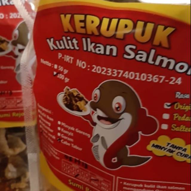 

Kerupuk kulit salmon