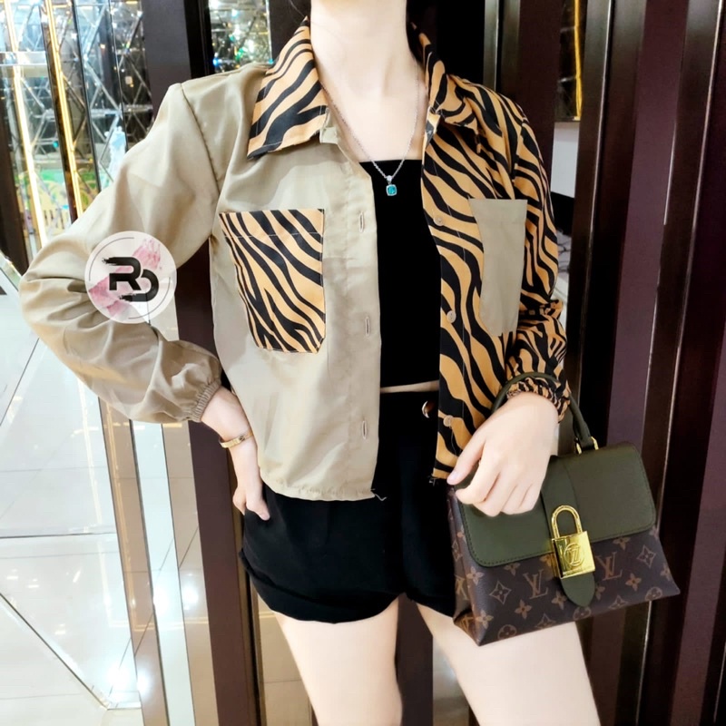 RD FASHION KEMEJA MIKAMOO / KEMEJA CROP / kemeja TWO TONE / KEMEJA VIRAL / MIKA CROP TOP BLOUSE