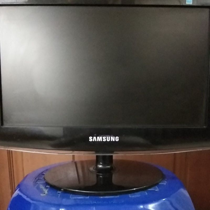 LCD Monitor 16 inch mix