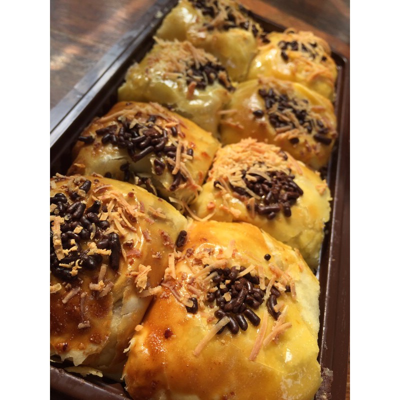 

Bolen Original (Pisang keju Coklat)