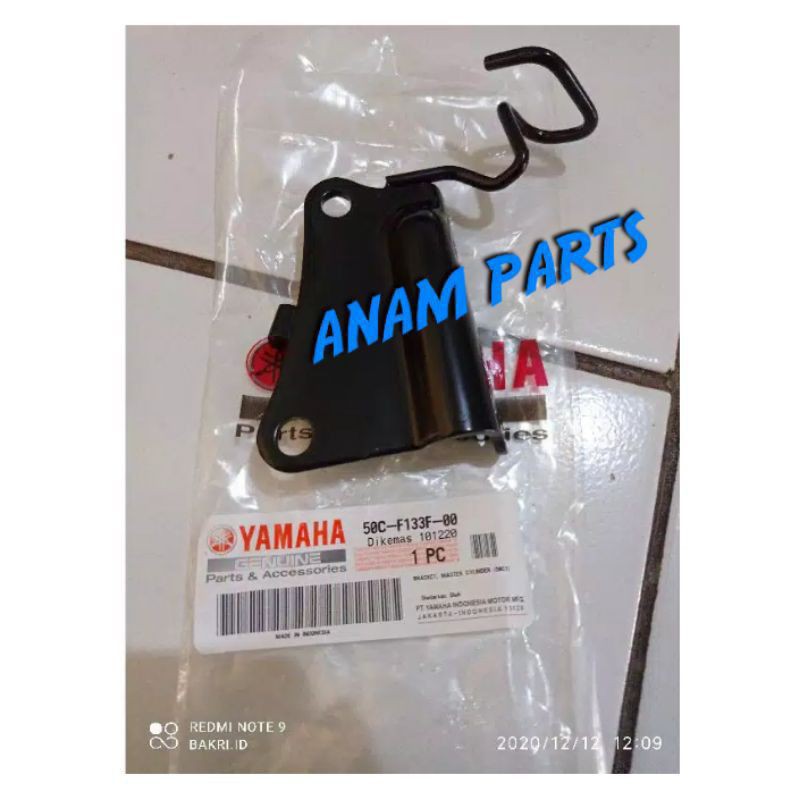 BRACKET DUDUKAN MASTER REM BELAKANG JUPITER MX NEW 135 ORIGINAL YGP