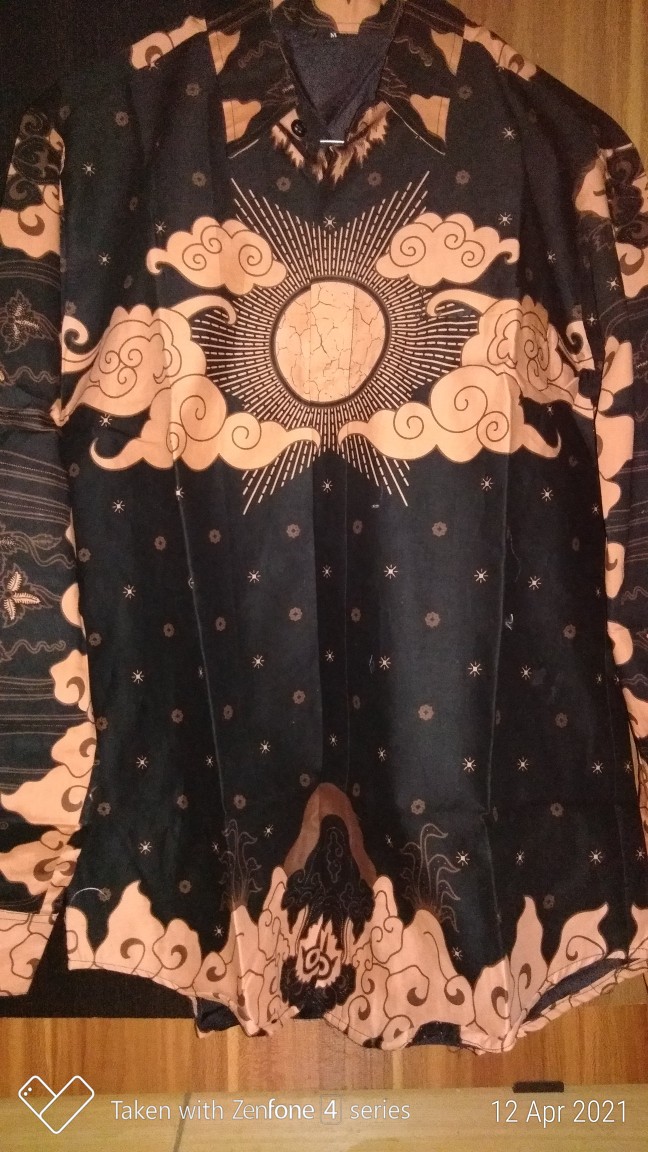 Megasurya Kemeja Batik Pria Lengan Panjang Slimfit Katun Printing Hem Baju Seragam Kantor Modern