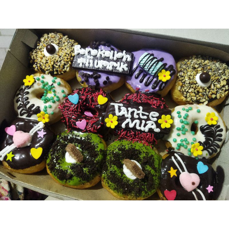 

Donat Ulangtahun