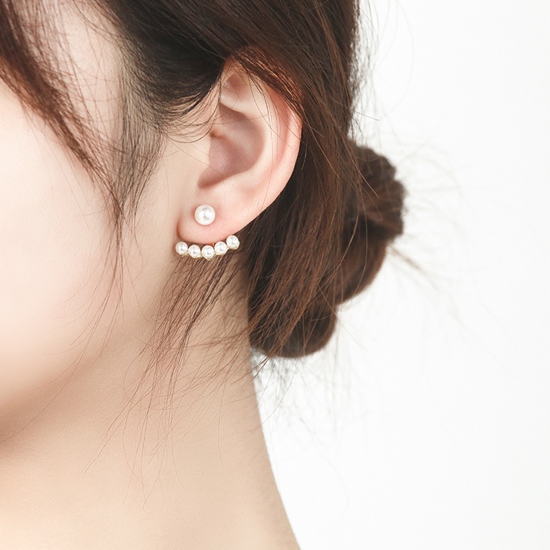 Anting Mutiara Bentuk Bulan Sabit Warna Emas Adjustable Untuk Wanita