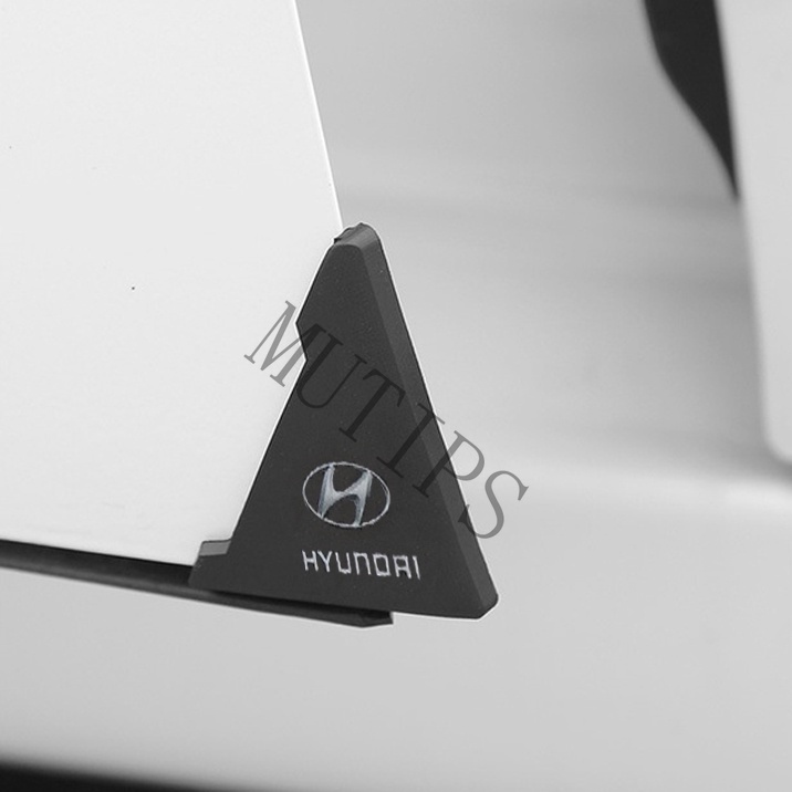 HYUNDAI 2pcs Stiker Pintu Mobil Bahan PVC Anti Gores Untuk Getz Accent Atoz i20 Trajet H1 i10 Kona Santa Fe