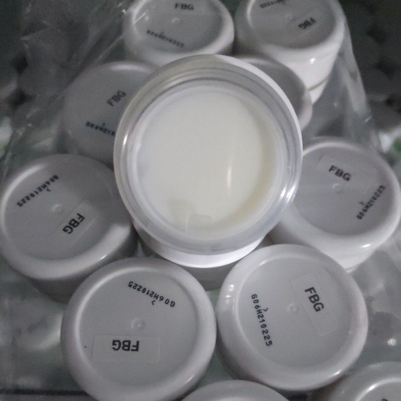 FBG sunscreen acne cream siang jerawat spf 30 kitoderm