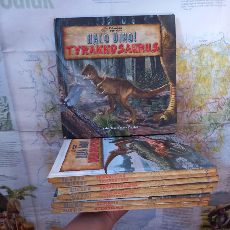 Halo Dino Tyrannosaurus, Deinonychus, Triceratops, Edmontosaurus, Brachiosaurus, Caudipteryx, Scipio