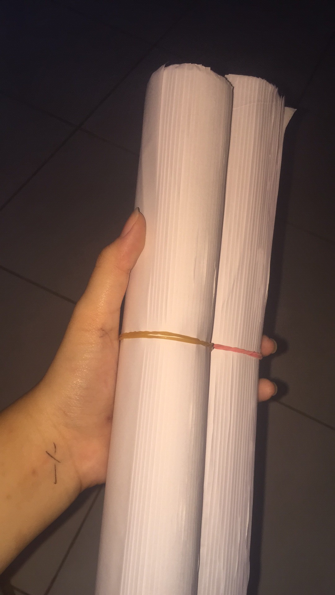 Kertas Doorslag/duslak (68x29cm) Untuk Pembungkus/penyumpal Sepatu. 2 Ikat 100 Pcs