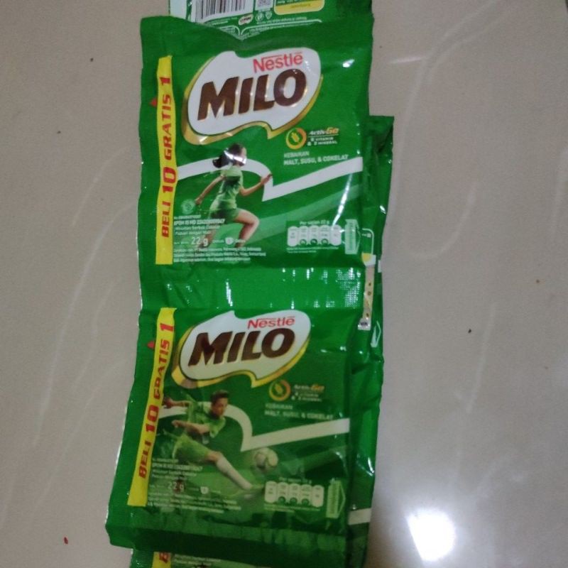 

susu MILO bubuk shachet 10+1× 22g