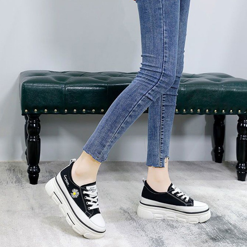 Sepatu Wanita Sepatu Cewek Sneakers Import Tinggi Hak Fashion Terbaru Trendy Sepatu Modern Modis Fashion