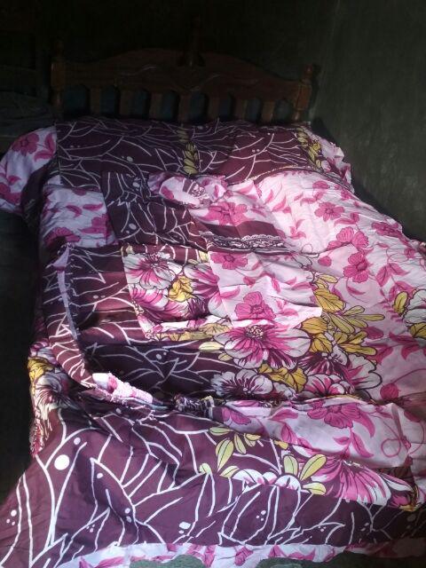 Bedcover Set + Sprei King Uk 180 X 200 Natasha Bedcover