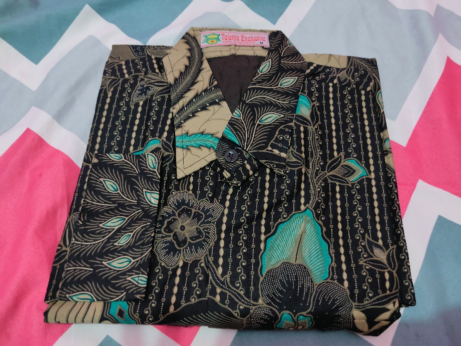 Kemeja Batik Prabu Bahan Katun Baturaden Reguler Fit A176