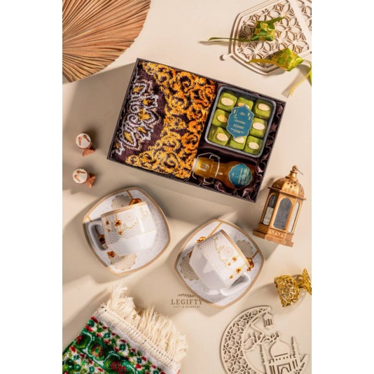 

HAMPERS LEBARAN IDUL FITRI EID MUBARAK PARCEL- MEKKA PACKAGE C