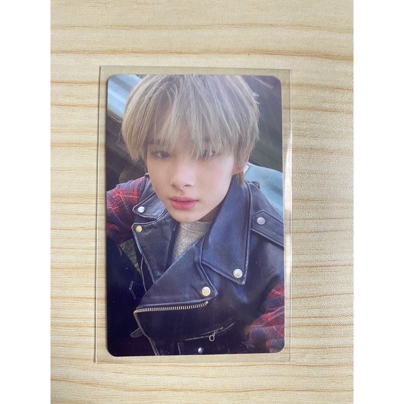NIKI DAWN VER PHOTOCARD