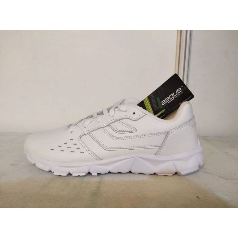 sepatu league  pria Ava putih running shoes asli original promo murah
