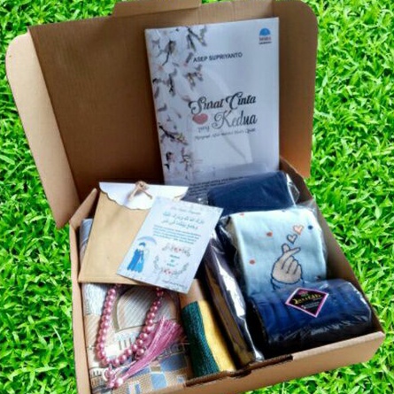 

Hampers Pernikahan / Hampers Hijrah