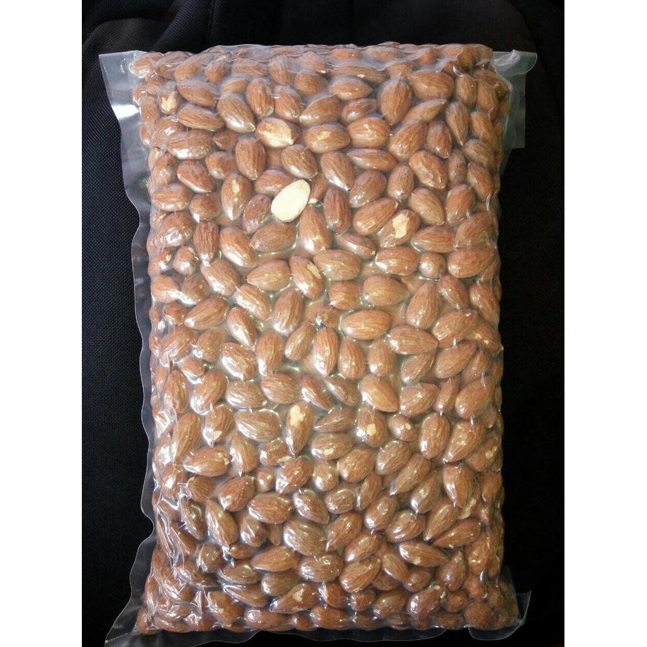 

ALMOND PANGGANG / ROASTED ALMOND 1KG