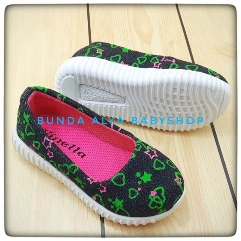 Sepatu Anak Perempuan Usia 2 3 6 7 Tahun Size 22 - 35 - Sepatu Anak Cewek Slip On Alas Karet Anti Licin