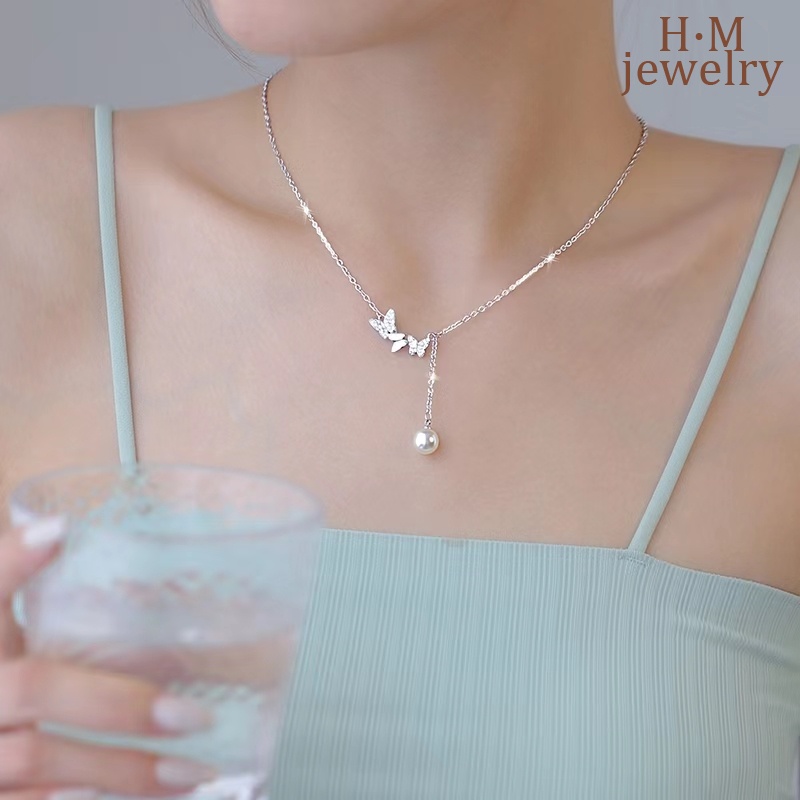 2022 Kalung Rantai Dengan Liontin Kupu-Kupu + Mutiara + Berlian Imitasi Untuk Wanita