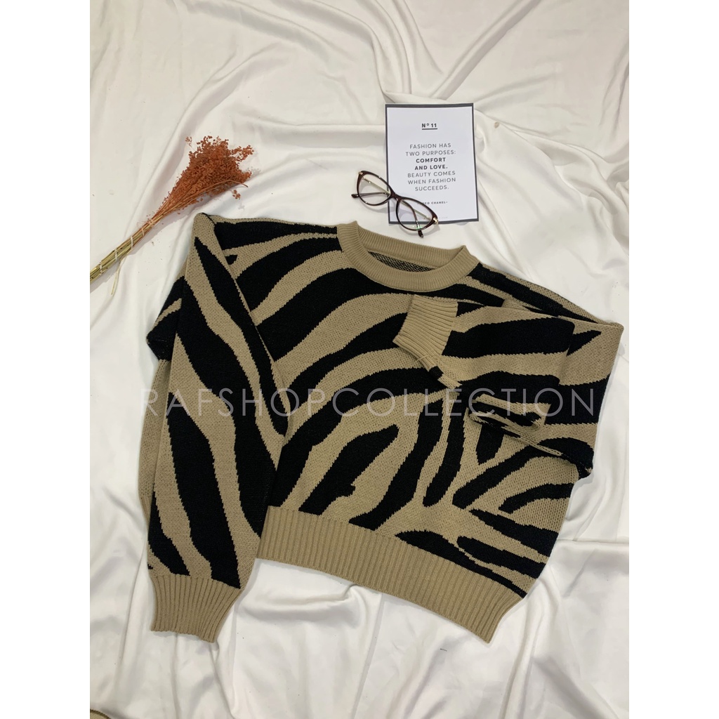 CREWNECK MOTIF ZEBRA - SWEATER CROP_SWEATER RAJUT_RAJUT TEBAL