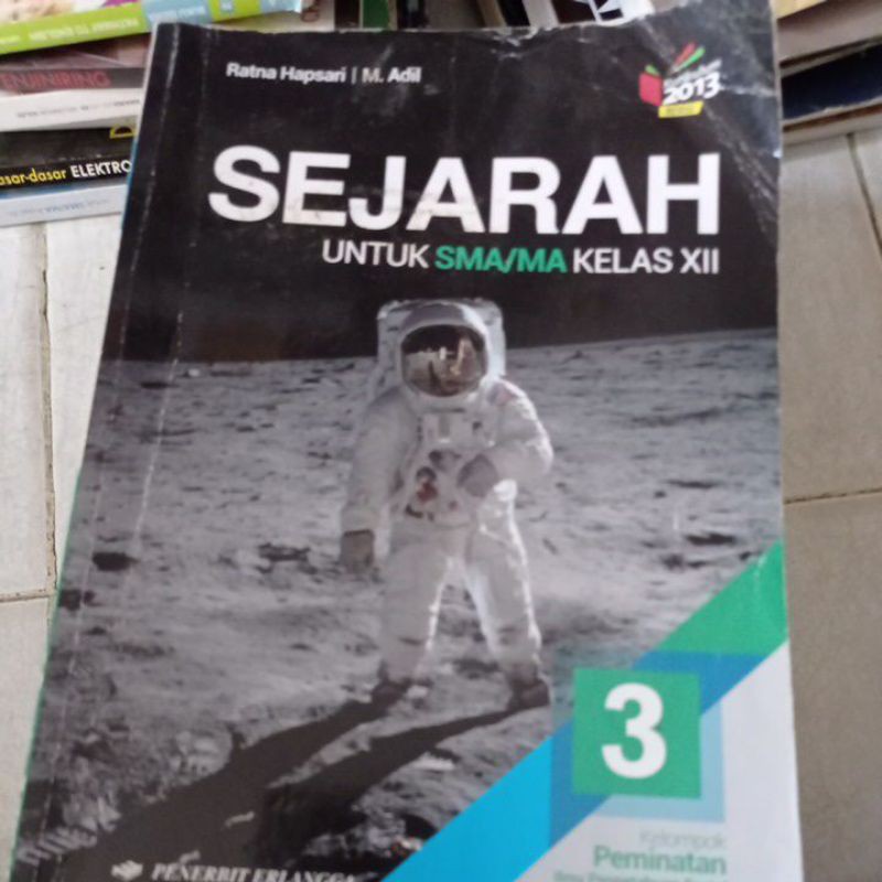 Buku Sejarah 3 SMA edisi revisi