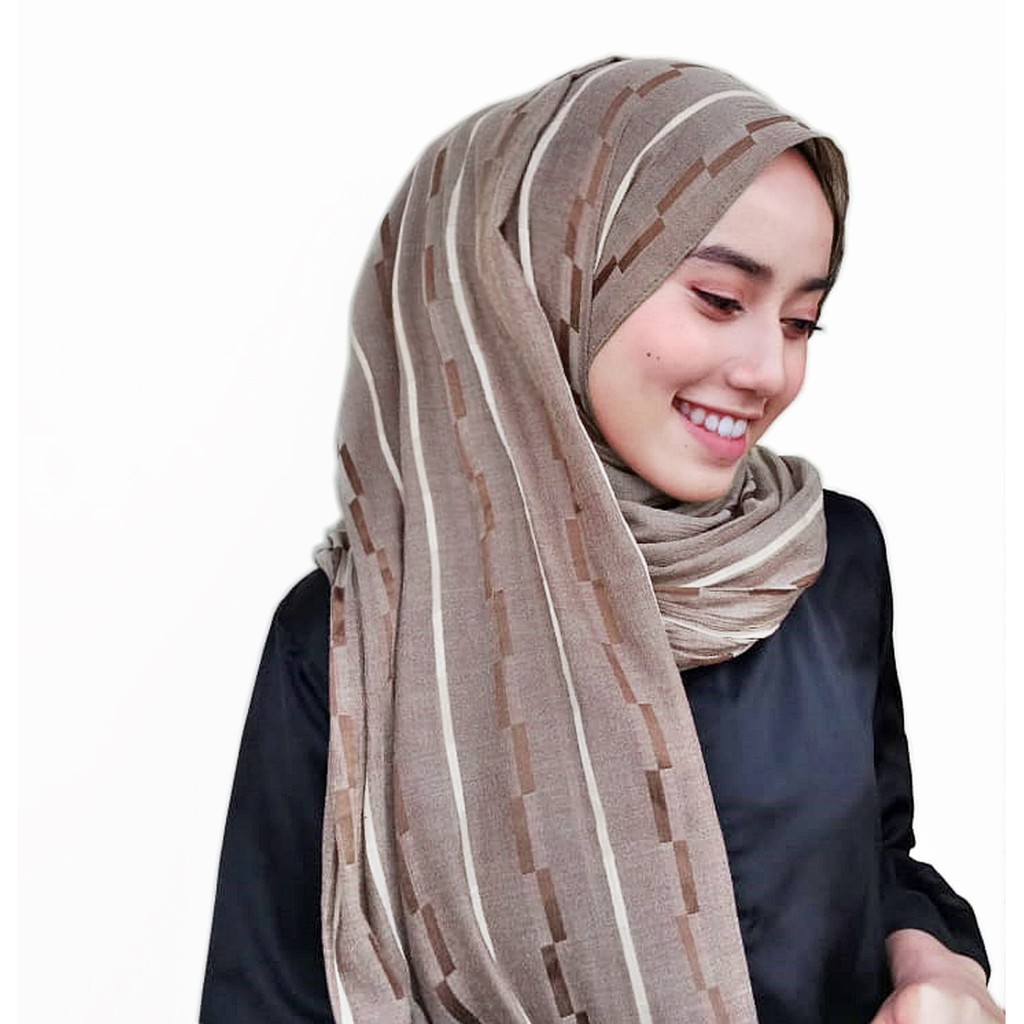 Pashmina HANIFA size 183 x 80 bahan katun India corak garis