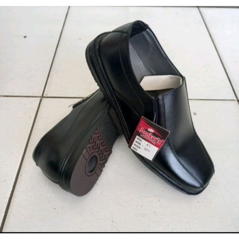 Sepatu Pantofel Pria Formal Kerja Kantoran Donkey AS 850