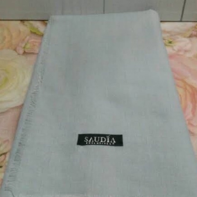 SAUDIA SEGIEMPAT / RAWIS / KERUDUNG SEGI EMPAT / KERUDUNG KOTAK/ HIJAB SEGI EMPAT