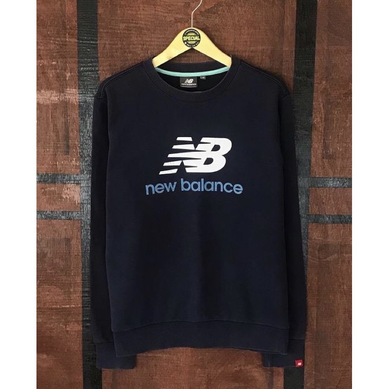 crewneck new balance second