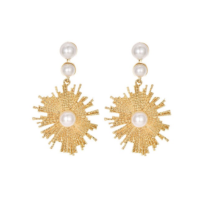 LRC Anting Tusuk Fashion Alloy Pearl Sun Earrings F74541