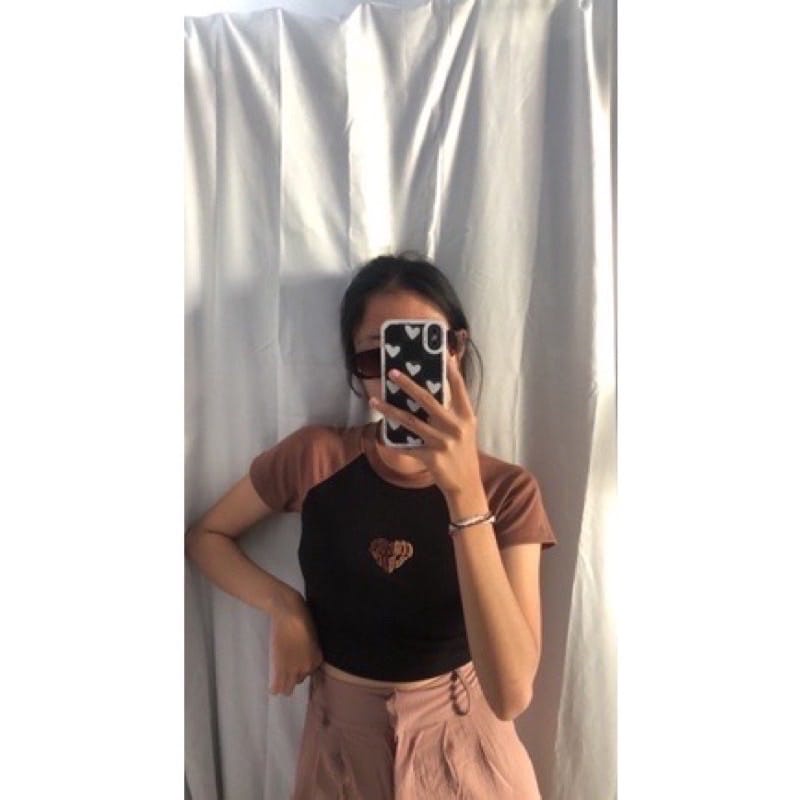 BEFAST - ZEC OOTD Kaos Crop TINA / Crop Top Forever Love RIB / Atasan Wanita Lengan pendek / Pakaian Kaos Crop Wanita / Crop Top Motif Love / Fashion Wanita Kekinian / Trendy / Tshirt Crop Terlaris