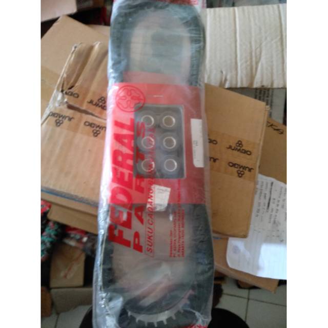 V belt + roler honda vario 125 lpu depan biasa.(non led) asli merk federal by.pt.astra otoparts