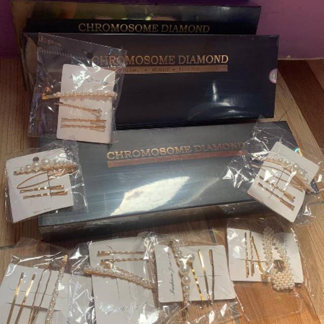 FREE JEPIT RAMBUT KOREA.Kromosom/Chromosom diamond infus whitening para artis