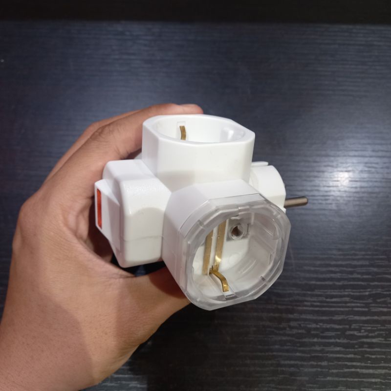 Krisbow stop kontak T 3 arah colokan listrik 10A dengan switch on/off