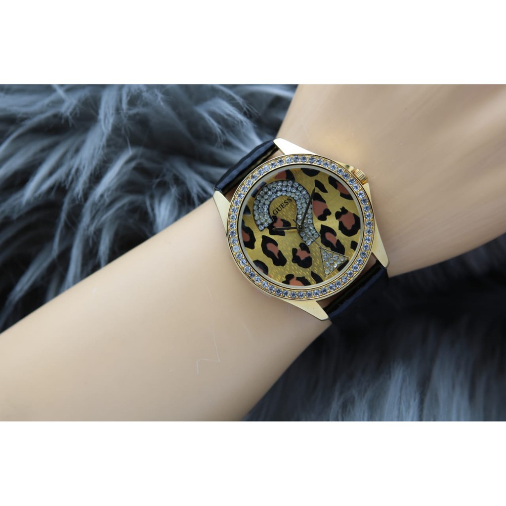 Jam Tangan Wanita Guess Plat Macan Tali Kulit Glossy